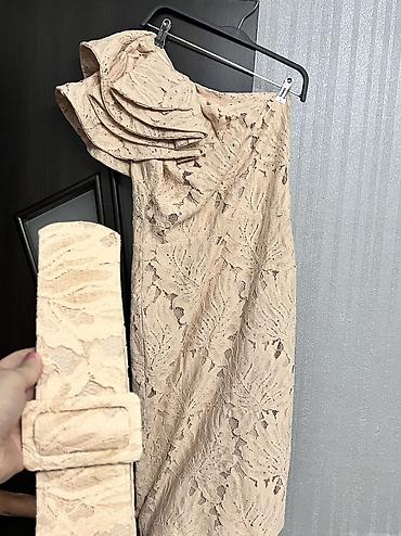 Şəxsi əşyalar: 20 manat
050 568-97-60 — 2