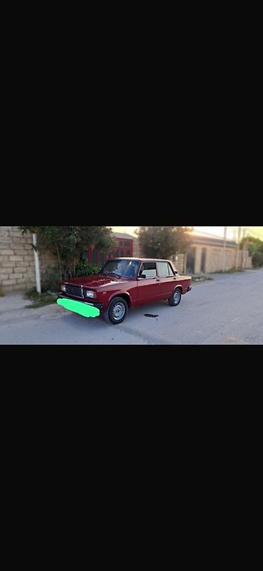 vaz 2107 2017: VAZ 2107, bord rəngdə sedan Texniki xüsusiyyətlər: - Korpus: 4 qapılı — 2