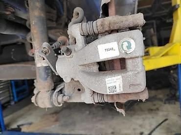 piccolo motor: ZADNJA DESNA KOCIONA KLESTA ALFA MITO | Alfa Mito kompletan auto u — 1
