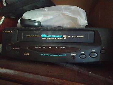 video kaset: Daewoo VHS videomaqnitofon – Blue Diamond seriyası Xüsusiyyətlər: - — 1