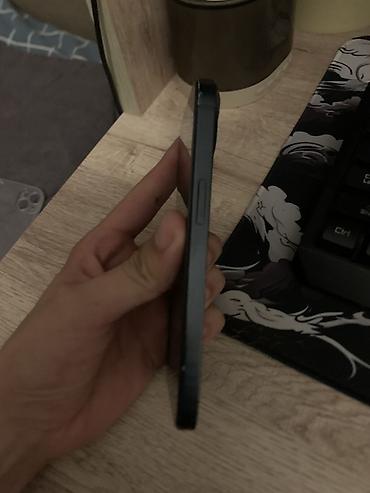 telefon ayfon 17: IPhone 13, Qara, Qırıq — 2