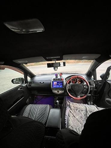 carl: Honda Fit: 2003 г., 1.5 л, Автомат, Бензин, Хэтчбэк — 6