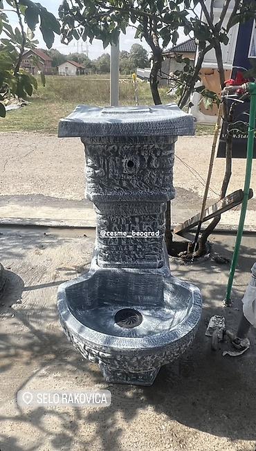 sto: Dekorativna baštenska česma – rustični kamen look - Materijal: liveni — 1
