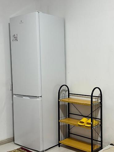 Посуточная аренда квартир: Сдаётся компактная однокомнатная квартира с отдельной кухней и — 6