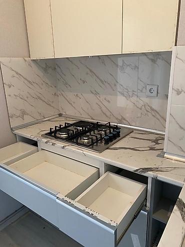 Sifarişlə mətbəx mebeli: Sifarişlə mətbəx dəsti, Özü çəkən petlələr, MDF, Kredit yoxdur, Ünvandan götürmə, Pulsuz çatdırılma, Ödənişli çatdırılma — 2