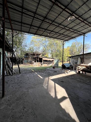 Продажа коттеджей и домов: 📌В селе Полтавка продается большой угловой дом из 5-ти комнат и — 10
