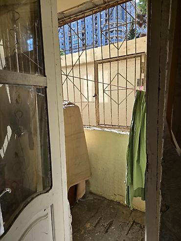 kiraye ev 250: Bakı, 8-ci mikrorayon, 2 otaqlı, Köhnə tikili, m. Gənclik, 45 kv. m — 10
