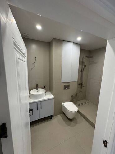 квартира джал мкр: 3 комнаты, 158 м², Элитка, 2 этаж, Дизайнерский ремонт
