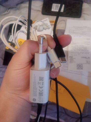 Poco: Poco F3, Б/у, 256 ГБ, цвет - Черный, В рассрочку, 2 SIM — 2