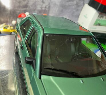 Avtomobil modelləri: Mercedes, 1982 il, 1:18, Dəmir, Ödənişli çatdırılma — 13