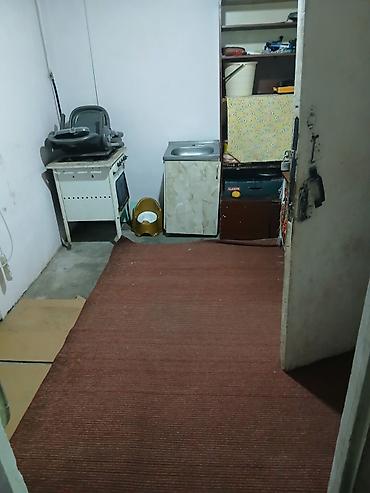 продажа коммунальной квартиры: 25 м², Без мебели — 2