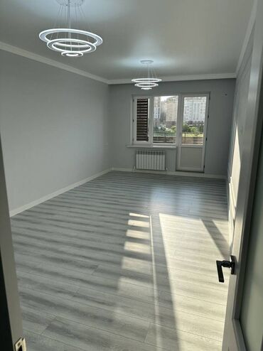 токмок квартира сдаётся: 2 комнаты, 75 м², 106 серия улучшенная, 1 этаж, Евроремонт