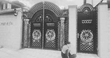 Распашные ворота: Ворота калиткой навесы качели любой сложности из металла частные at lalafo.kg — 3 Распашные ворота: Ворота калиткой навесы качели любой сложности из металла частные — 3