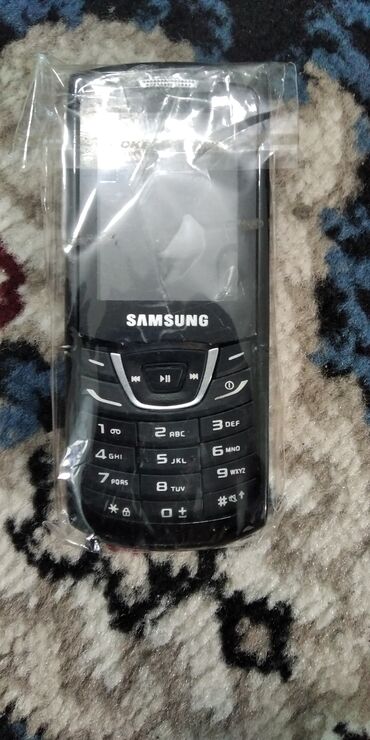 Nokia: Nokia 8 Sirocco, 1 TB, rəng - Qara, Düyməli, İki sim kartlı — 7