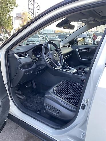 bmw 10: Toyota RAV4: 2020 г., 2.5 л, Автомат, Гибрид, Кроссовер — 8
