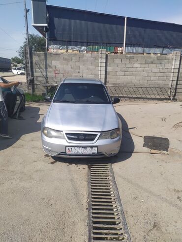 купить чехол для авто в бишкеке: Daewoo Nexia: 2008 г., 1.6 л, Механика, Бензин, Седан