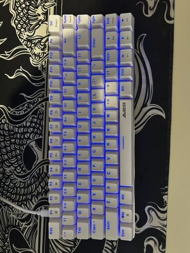 Noutbuklar üçün adapterlər: AJAZZ kompakt mexaniki klaviatura Xüsusiyyətlər: - 75% layout: oxlar