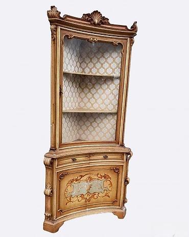 100cm: Stilska ugaona vitrina (polukruzna) Vitrina u dobrom stanju — 2