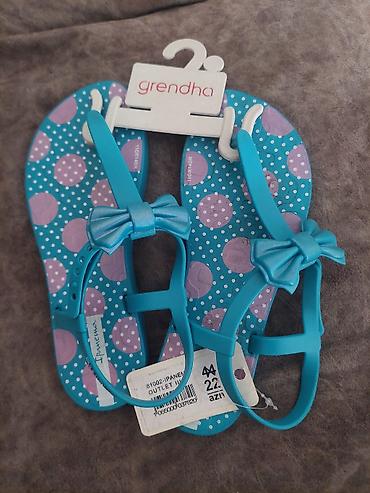 Шлёпанцы: Цвет - Голубой Шлёпанцы, Размер: 32, Для девочек — 1