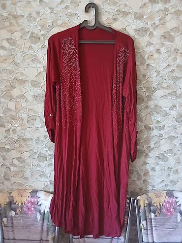 deri jaket: Uzun kardiqan/plaş – bordo rəngdə, açıq ön dizaynlı. Ön hissənin hər — 2