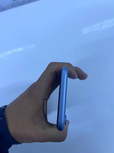 Apple iPhone: IPhone Xr, Голубой — 4