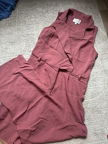 Другая женская одежда: Набор женской одежды (4 предмета) 1) Жакет в тонкую вертикальную — 5