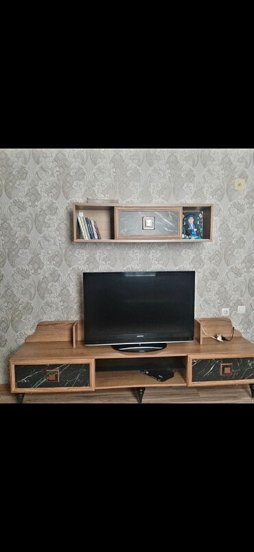 tecili generator satiram: Yeni, Komod, TV altlığı, Kredit yoxdur, Türkiyə
