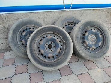 купить зимние шины на 14 бу: Дөңгөлөктөр монтажда 205 / 55 / R 16, Жай, Колдонулган, Комплект, Жеңил унаалар, Темир, тешиктери - 5