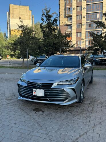 срочно продаю в связи с переездом: Toyota Avalon: 2019 г., 2.5 л, Автомат, Гибрид, Седан
