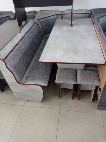 �������� �� 12 ���������������� в Бишкек | КОМПЛЕКТЫ СТОЛОВ И СТУЛЬЕВ: Кухонные уголок комплект столы и стульев новый новый