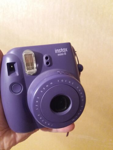 Fotokameralar: Fotoaparat instax mini 8,,unvan neftciler icerde lent qalib cekib