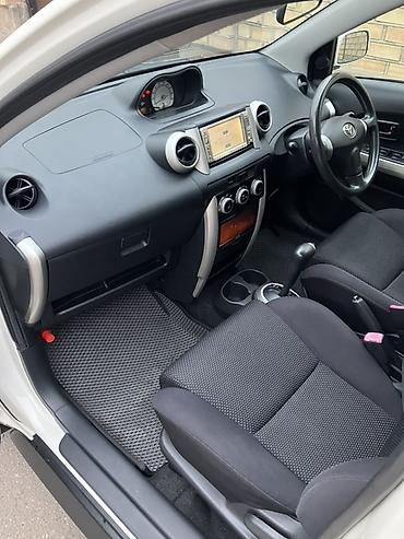 Toyota: Toyota Ist: 2003 г., 1.3 л, Автомат, Бензин, Хэтчбэк — 10