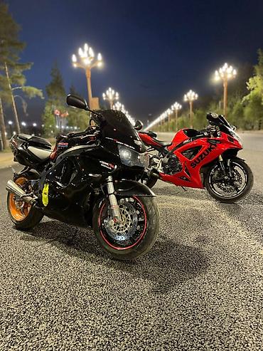 Мотоциклы: Спортбайк Honda, 1000 куб. см, Бензин, Взрослый, Б/у — 2