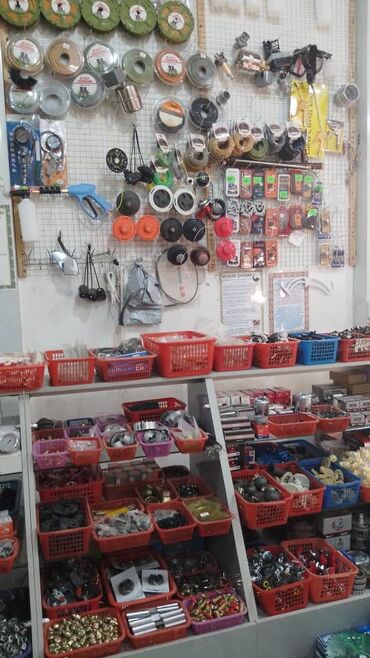 Мотозапчасти и аксессуары: Набор запчастей для малокубатурного мотоцикла/скутера: - Головка — 24