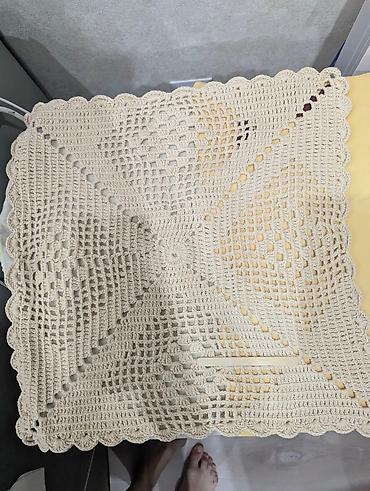 Другие предметы коллекционирования: Салфетки вязаные разные. 1ая из шерстяных ниток средняя. средние и — 10