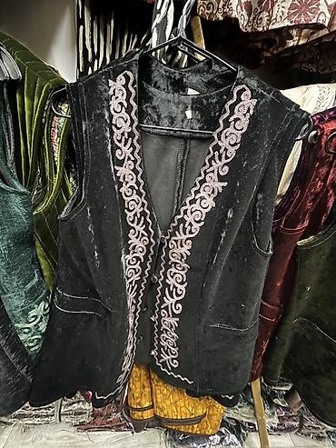 Другие жилеты: Другие жилеты XS, S, M, цвет - Черный — 8