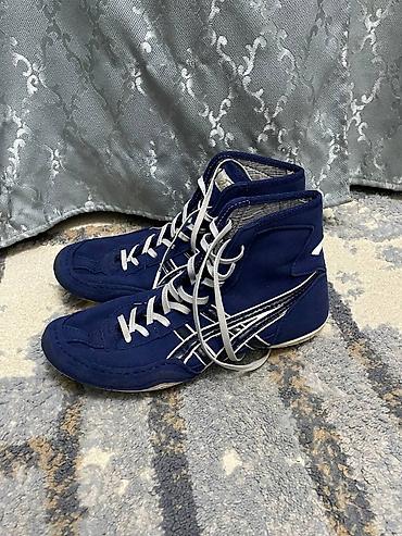 футбольные ботасы: Мужские кроссовки, 41, Asics, Б/у, цвет - Синий, Самовывоз — 2