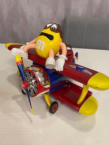 Digər oyuncaqlar: M&M’s kolleksiya oyuncaqları dəsti. Duty free den alinib her biri — 6