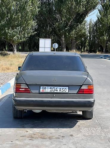 bmw e318: Mercedes-Benz W124: 1992 г., 2.2 л, Механика, Бензин, Седан — 4