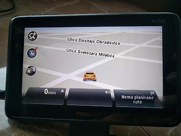 GPS za auto: Tom tom go live 5 inča 4cr 52- nove mape ispravna i očuvana u ekstra — 2