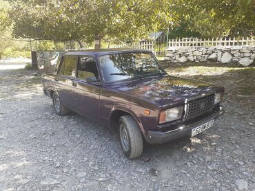 VAZ (LADA): VAZ (LADA) 2107: 1.6 l | 2004 il 56899 km Sedan