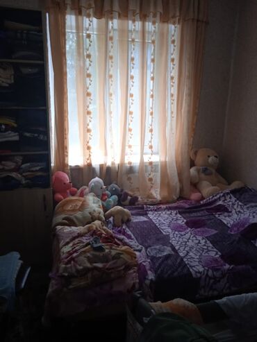 комнату в общежитии: 2 комнаты, 40 м², 2 этаж