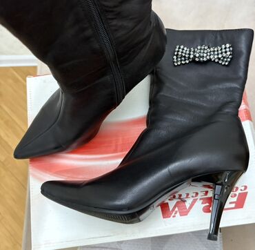 Çəkmələr: Qadın qış çəkmələri – Lolita Botti - Rəng: qara - Material: üst hissə — 3