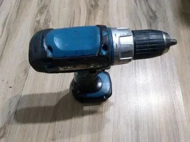 Električne bušilice: 1. Makita MXT 6339D 2. Makita MXT 6349D 18 3. Makita 6227D 4. Makita — 6