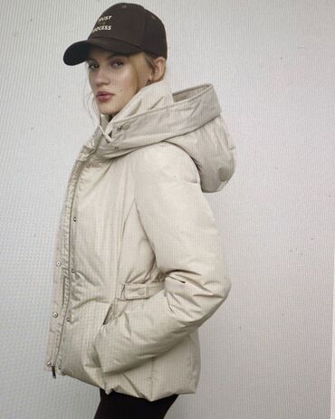 боди майки для новорожденных: Stradivarius S ölçü Yenidir geyinilməyib etiket üzərində Qadınlar