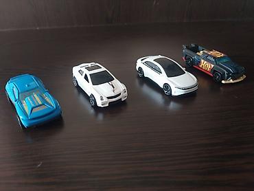 mini maşınlar qiyməti: Kiçik ölçülü metal oyuncaq avtomobil dəsti ve futbol,pakemon kartlari — 1