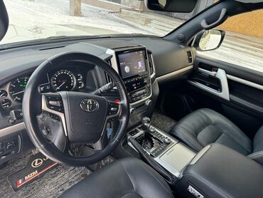 alfa romeo 33: Toyota Land Cruiser: 2020 г., 4.6 л, Автомат, Бензин, Внедорожник