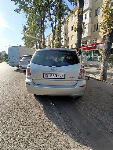 Toyota Corolla Verso: 2007 г., 2.2 л, Механика, Дизель, Универсал at lalafo.kg Toyota Corolla Verso: 2007 г., 2.2 л, Механика, Дизель, Универсал