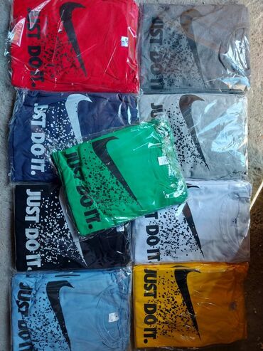 Majice: Muske majice M,l,xl,xxl Vp 850 Najmanje 5 serija Ide uplata pa — 8