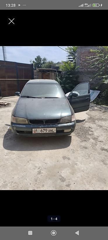 Унаа: Toyota Carina E: 1998 г., 0.2 - engine capacity л, Кол менен иштөөчү, Бензин, Седан — 4